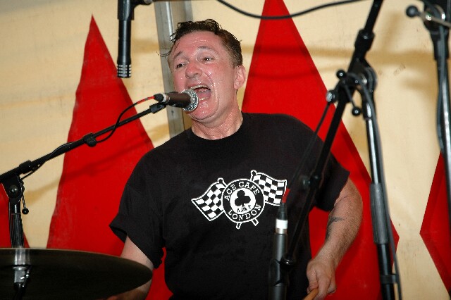 min 2007 05 06 retro rhythm 255